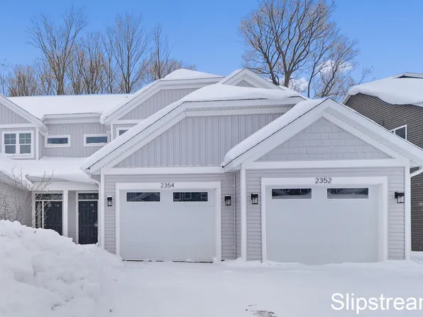 2354 Watertown Way NE, Grand Rapids, MI 49505