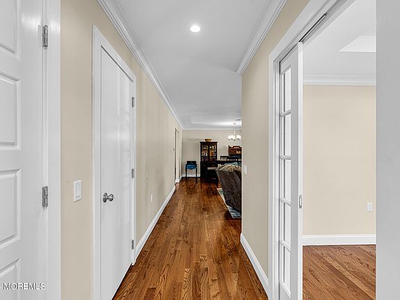 3rd image of 30 Pine Valley Drive
