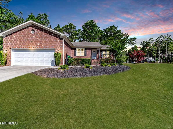 102 Lewis Lane, Pinebluff, NC 28373