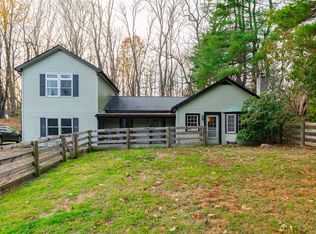 205 Marshall Rd, Salt Point, NY 12578