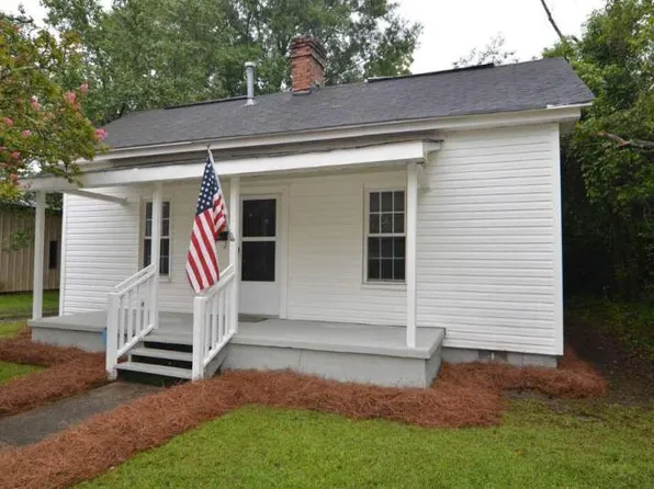 513 York St, Camden, SC 29020