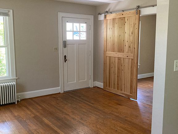 4th image of 209 Wilson Ave