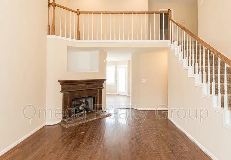 67 Jacob Ln — Photo 8
