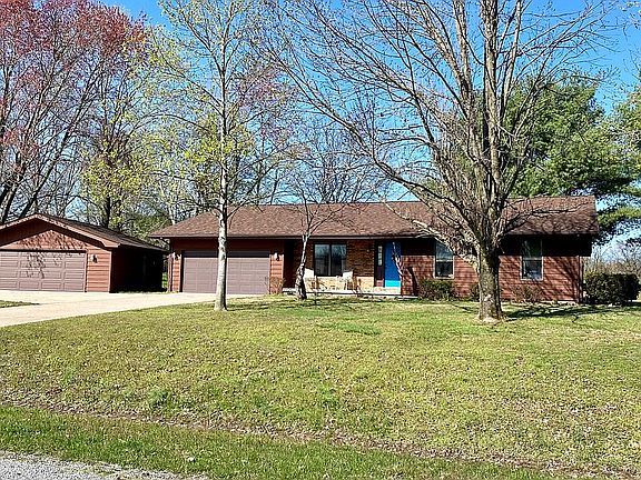 2nd image of 11617 Laurelwood Ln