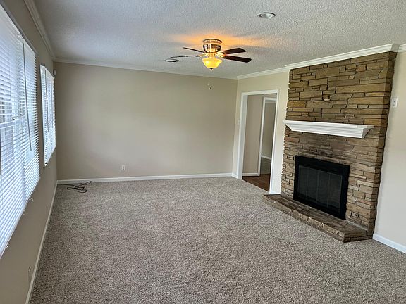 3rd image of 106 S Harding Dr