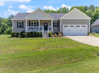 165 Stratocastor Dr, Zebulon, NC 27597