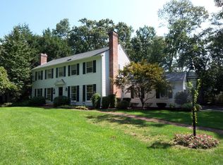 277 Ardsley Rd, Longmeadow, MA 01106