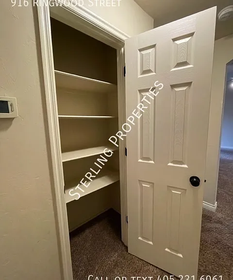 916 Ringwood St — Photo 27