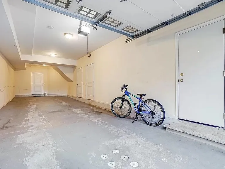 41 Wright Ave #2 — Photo 15