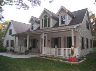 S3257 Buckhorn Rd, Reedsburg, WI 53959