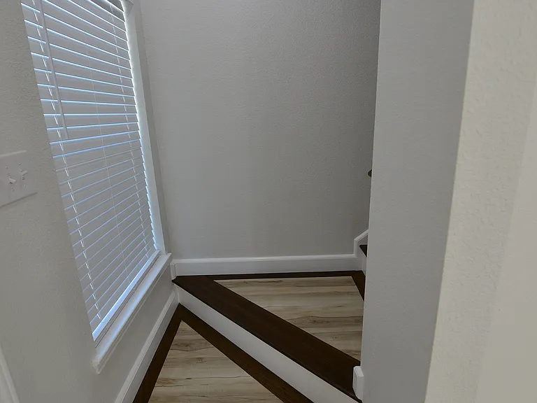 2361 Murphy Ct — Photo 9