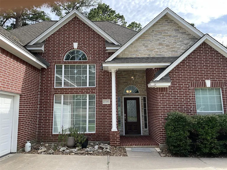 15480 Constellation Cir W — Photo 2