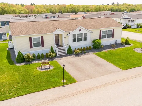 53 Linsay Dr, Raynham, MA 02767