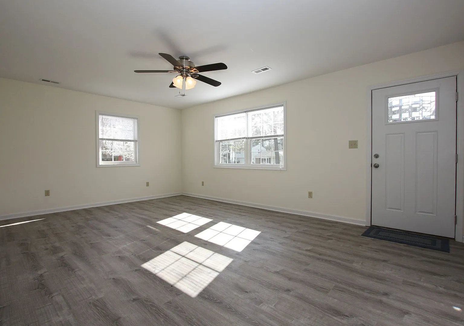 5598 Patricia Drive Newport News 3 BR — Photo 2