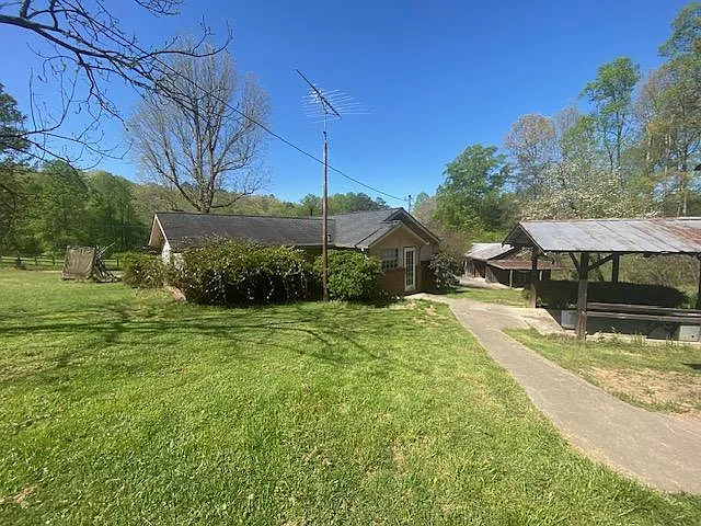 665 Lower Star Creek Rd — Photo 6