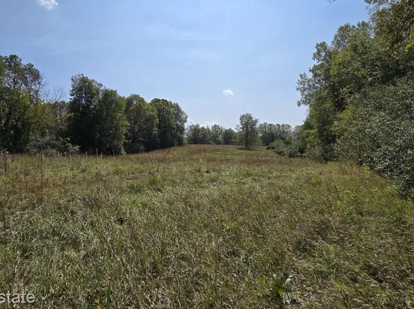 000A Kingsbury Rd, Delton, MI 49046