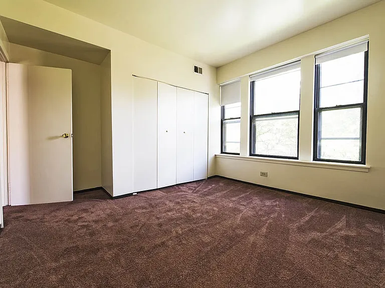5047 S Champlain Ave #634-E — Photo 10