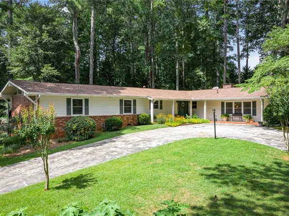 2962 Majestic Cir, Avondale Estates, GA 30002