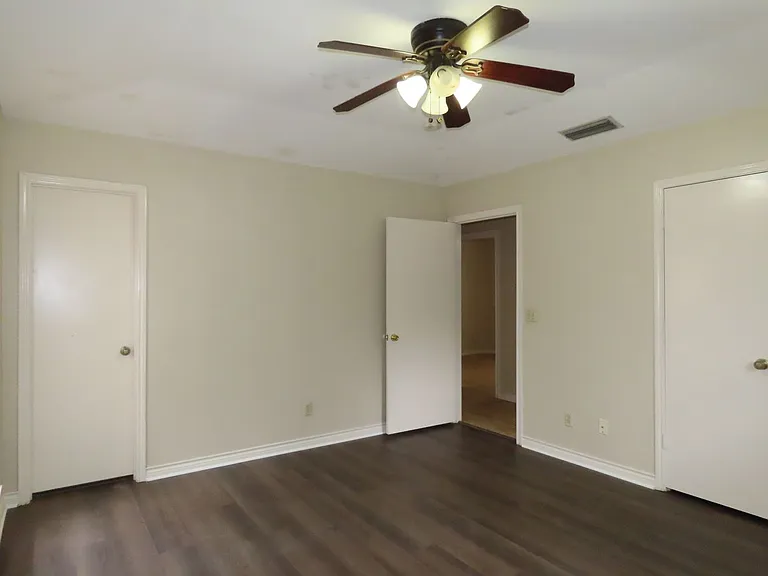 808 Corey Dr — Photo 19