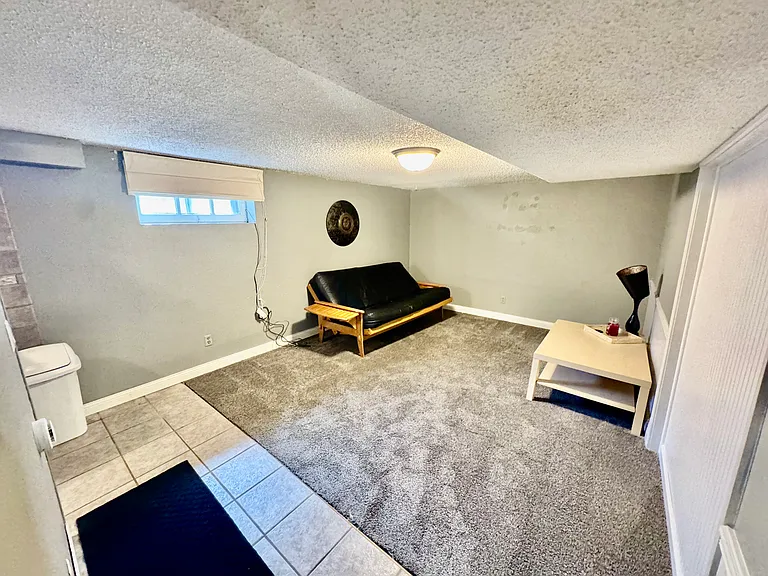 912 Fairview St — Photo 21