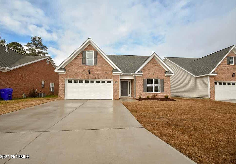 1st image of 1048 Dearborn Ct