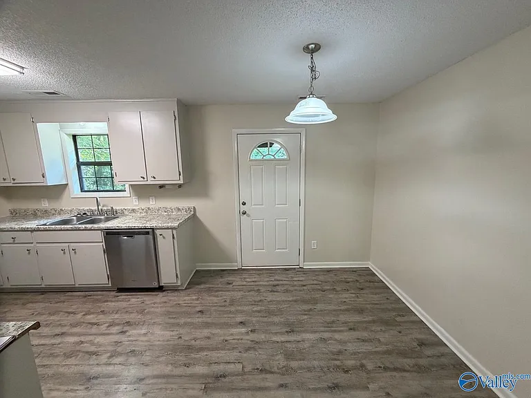 1306 Sparkman St NW — Photo 7