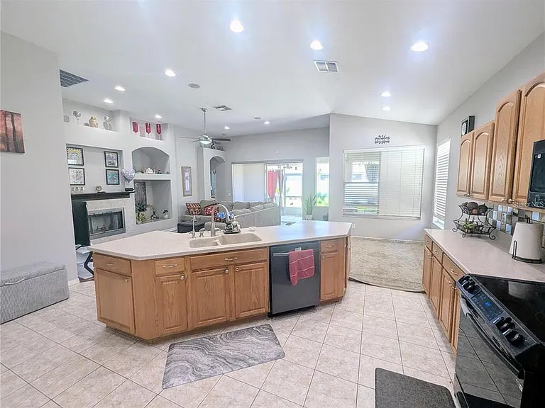 11236 Blacksmith Dr — Photo 10
