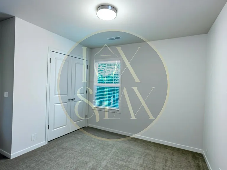 Unit D (Room)