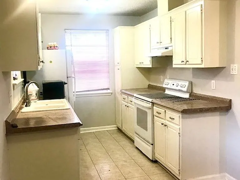 15343 Monica Ave — Photo 1
