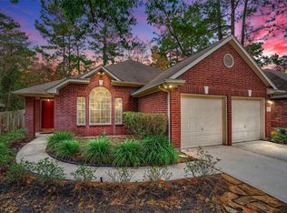 47 Drifting Shadows Cir, Conroe, TX 77385