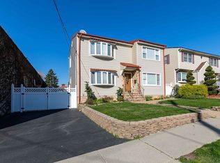 17 Kipp Ave, Lodi, NJ 07644