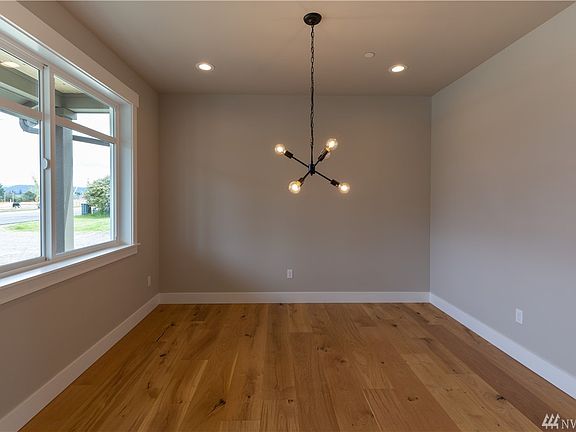 3rd image of 7822 284th St NW