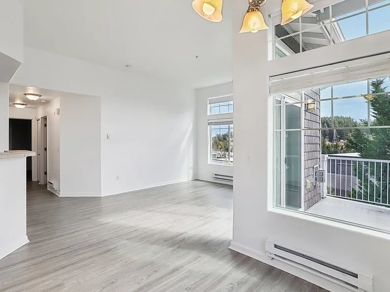 15120 SW Mallard Dr #204 — Photo 3