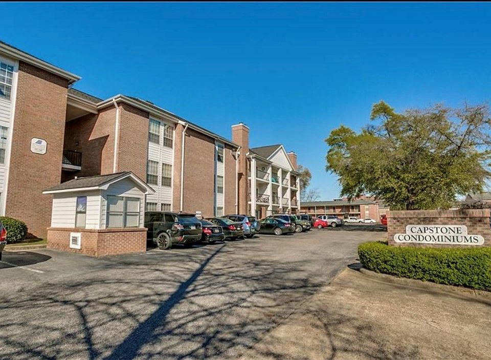 1st image of 708 11th St APT 301