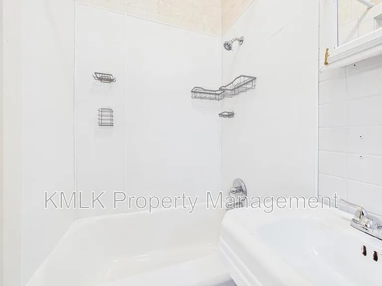 183 N Union St — Photo 19