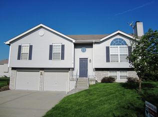 11026 N Central St, Kansas City, MO 64155