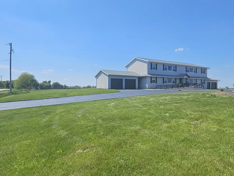 108 W Rose Eld Rd #1