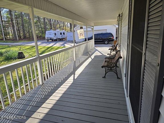 3rd image of 2021 Pigeon Ridge Rd