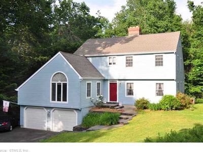 8 Becontree Heath Rd, North Granby, CT, 06060