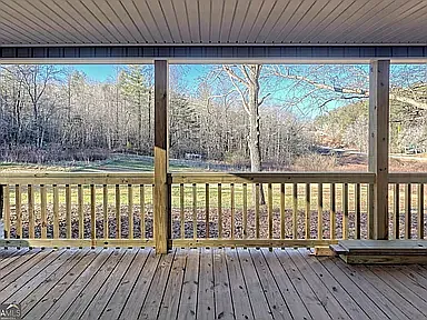 2 bed, 750 sqft, $1,500 — Photo 2