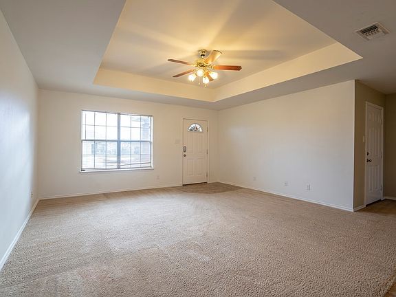 5th image of 2826 McGill Blvd