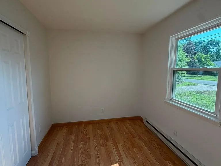 304 Iroquois Trl — Photo 8