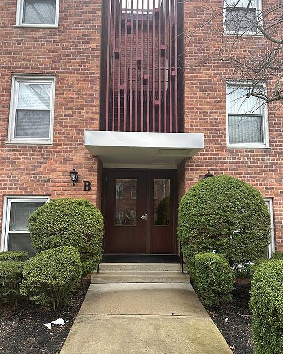 1st image of 61 Maine Ave APT B12