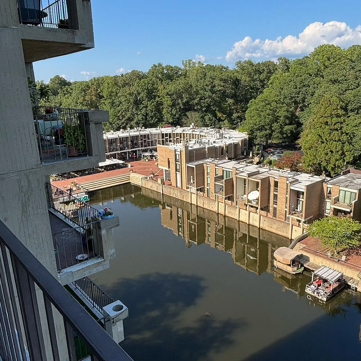 1 bed, 812 sqft, $2,350 — Photo 4
