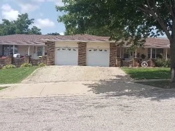 1040 Madison St, Fennimore, WI 53809