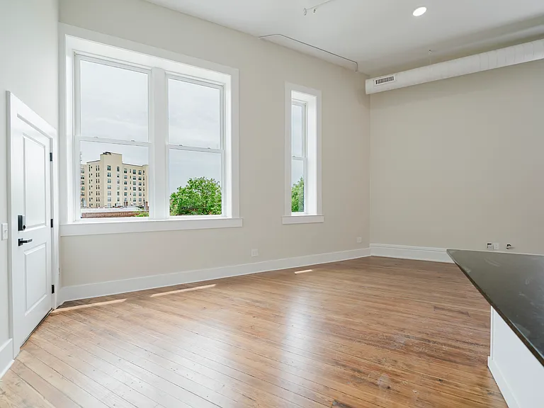 315 Cotton Ave #301 — Photo 16
