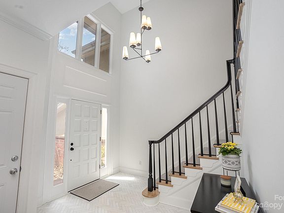 4th image of 6527 Gaywind Dr