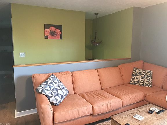 5th image of 5394 Katie Cir