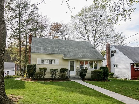 3rd image of 275 Helena Ave
