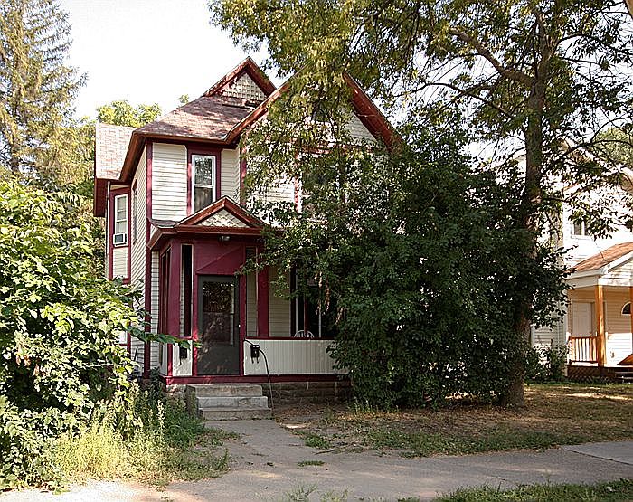 1st image of 2822 Aldrich Ave N